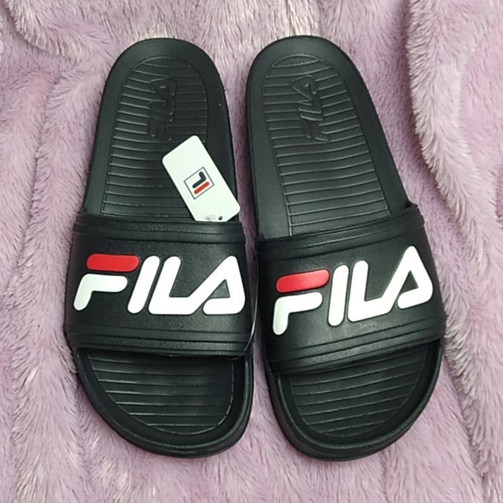 Fila slides